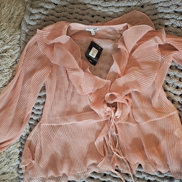 pink Ruffle rap top - Picture 2 of 10